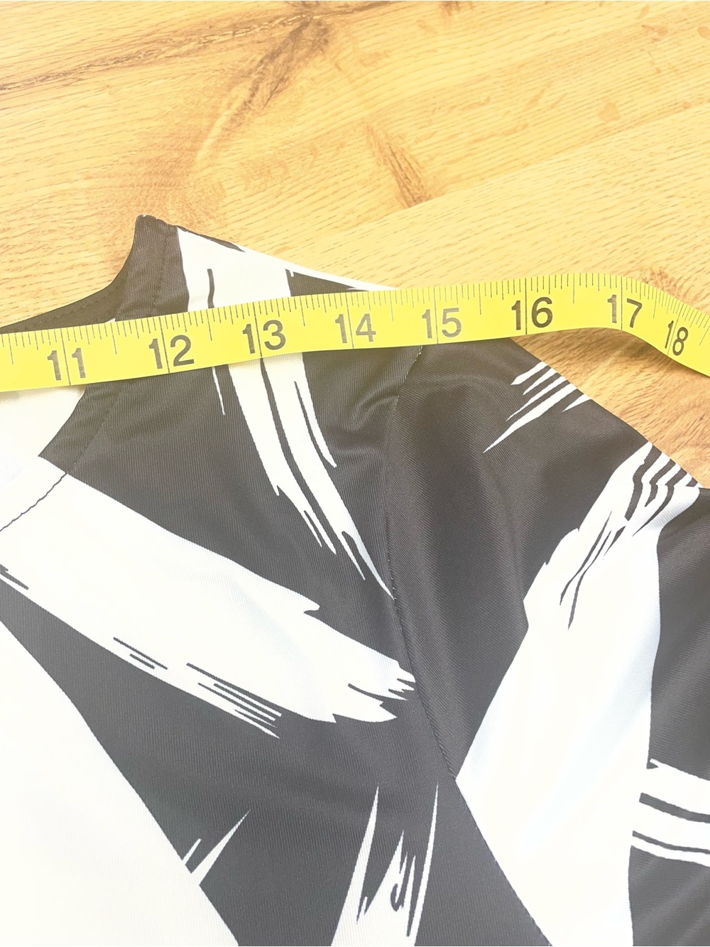 Black & White Brushstroke Midi Dress - Elegant Contrast - Picture 4 of 7